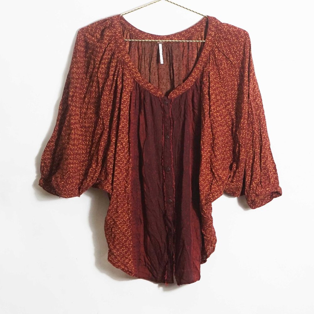 Free People Round Neck Printed Dolman Top in Brown XS